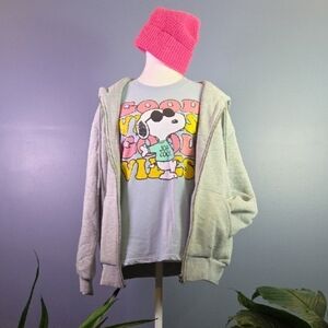 Joe Cool😎 Snoopy 'Good Vibes' Graphic Tee